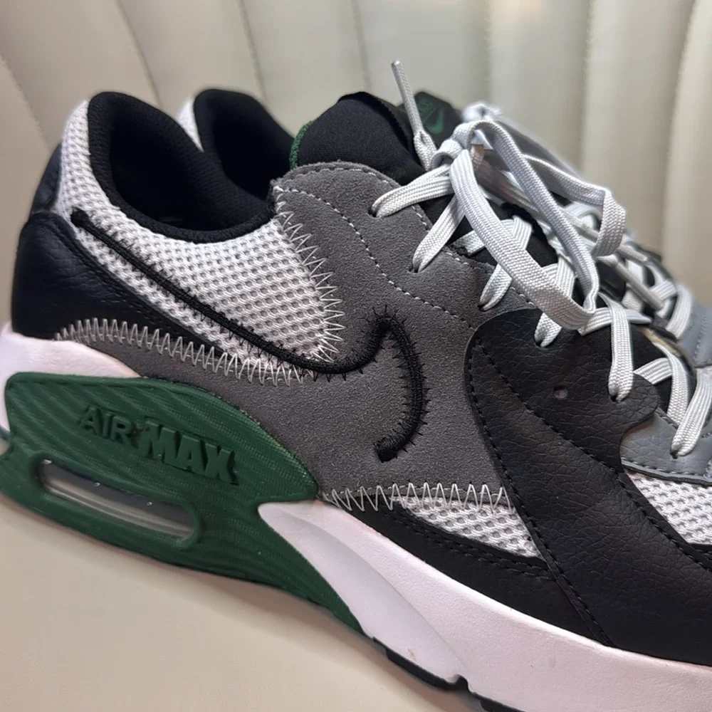 Nike Air Max Excee - Men's Size 10 (Black, Grey, Green & White) - Picture 5 of 16